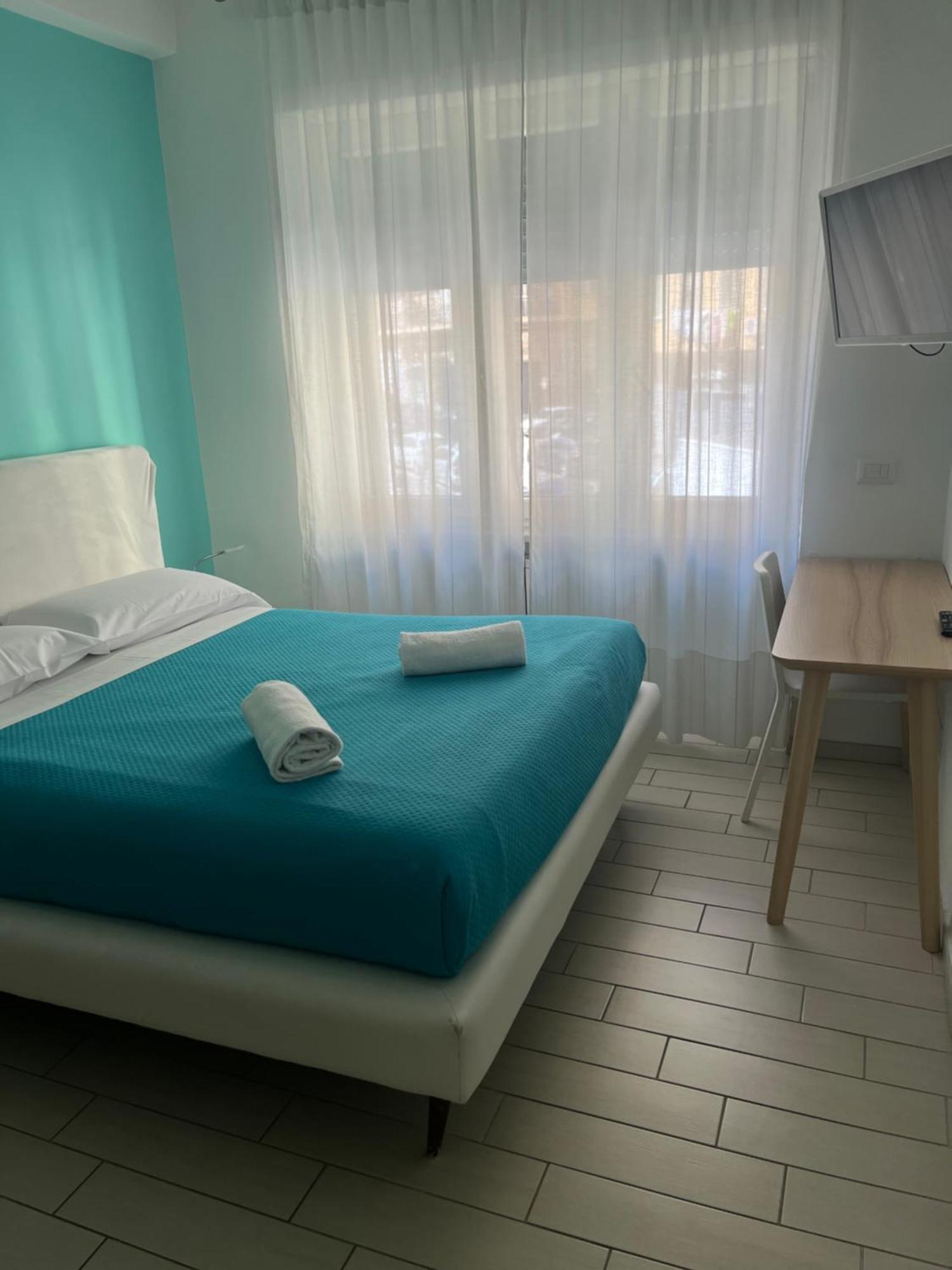 Vomerooms Neapel Exteriör bild
